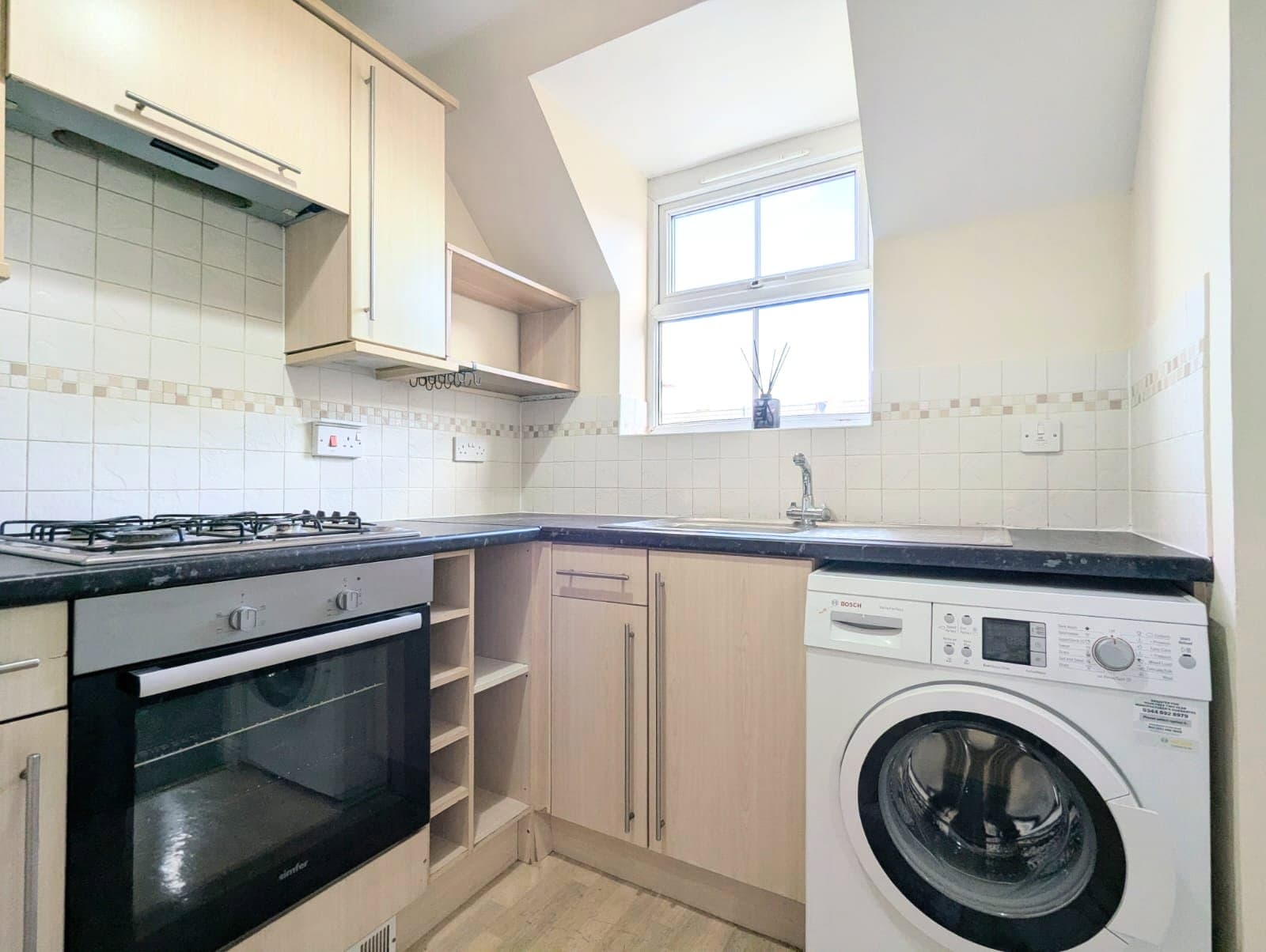 Britton Gardens, Kingswood, Bristol, BS15 1TE