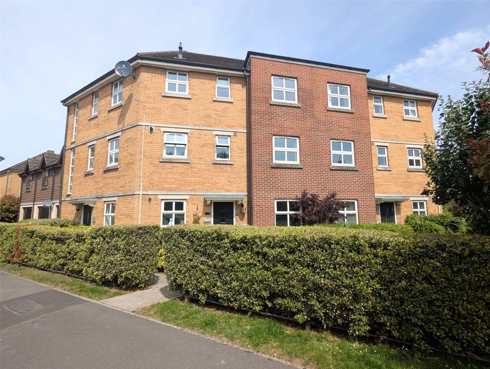 Bridge Farm Walk, Mangotsfield, Bristol, BS16 9LY